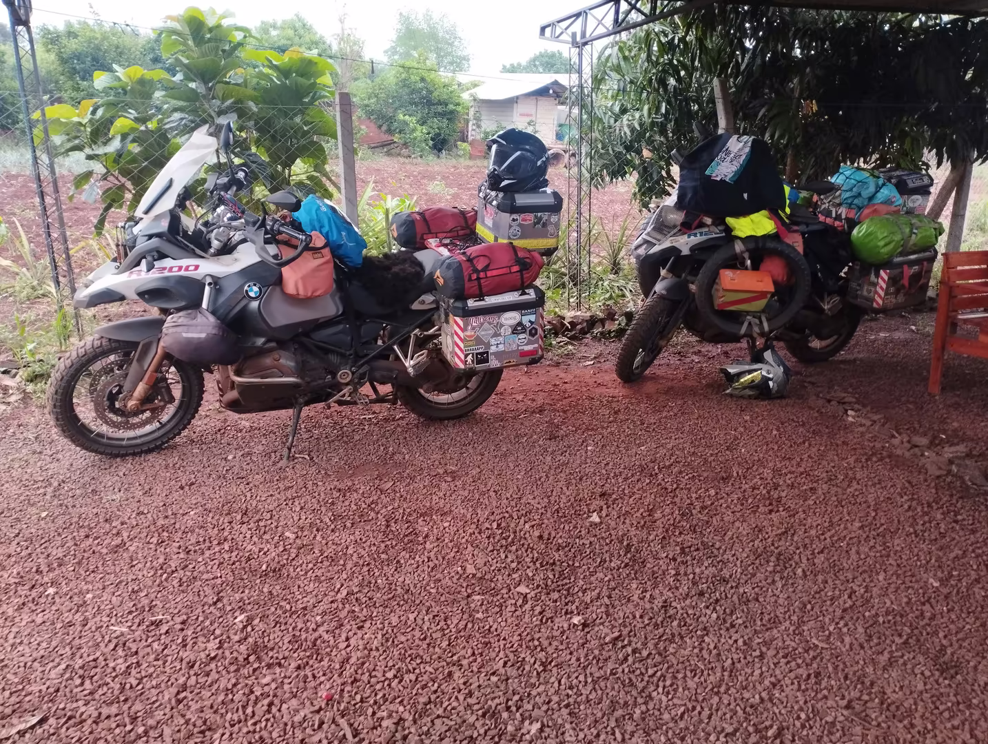 motos excursion parking